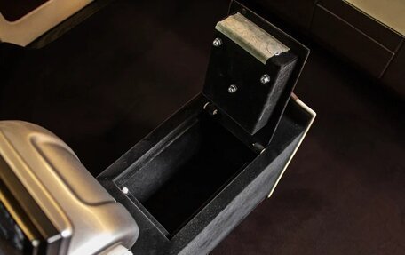 Mercedes-Benz V-Класс, 2018 год, 8 900 000 рублей, 25 фотография