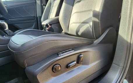 Volkswagen Tiguan II, 2021 год, 3 950 000 рублей, 1 фотография