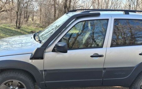 Chevrolet Niva I рестайлинг, 2020 год, 1 000 000 рублей, 5 фотография