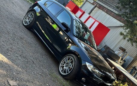 BMW 1 серия, 2007 год, 1 550 000 рублей, 2 фотография