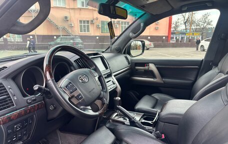 Toyota Land Cruiser 200, 2011 год, 2 750 000 рублей, 8 фотография