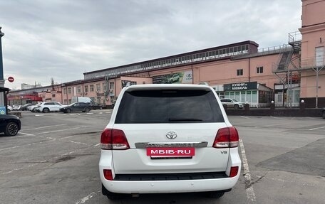 Toyota Land Cruiser 200, 2011 год, 2 750 000 рублей, 5 фотография