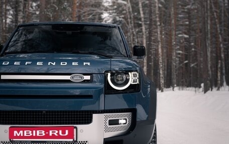 Land Rover Defender II, 2021 год, 5 400 000 рублей, 3 фотография