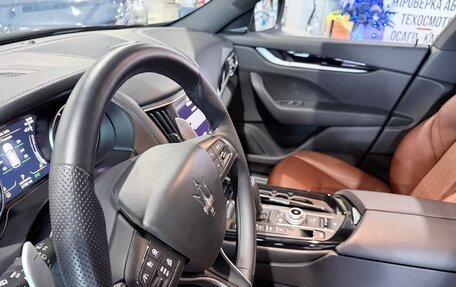 Maserati Levante I, 2022 год, 6 555 555 рублей, 6 фотография