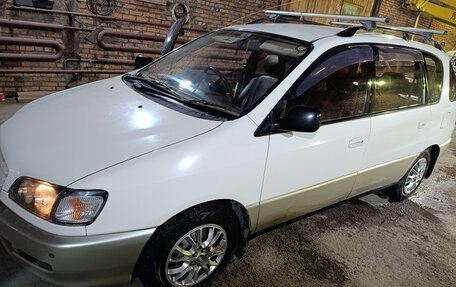 Toyota Ipsum II, 1997 год, 498 000 рублей, 3 фотография