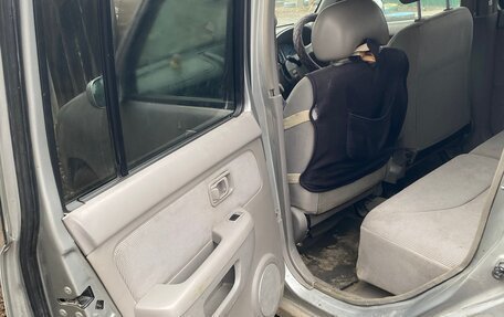 Nissan Cube II, 2002 год, 150 000 рублей, 9 фотография