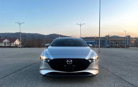 Mazda 3, 2022 год, 1 390 000 рублей, 2 фотография