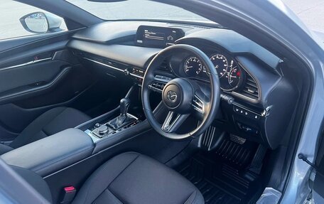 Mazda 3, 2022 год, 1 390 000 рублей, 12 фотография