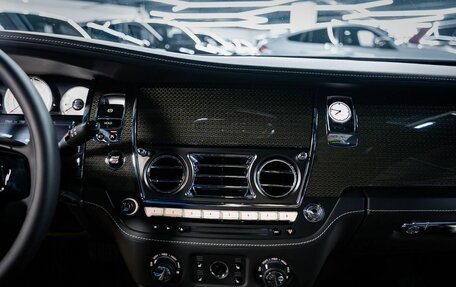 Rolls-Royce Wraith, 2017 год, 22 690 000 рублей, 30 фотография