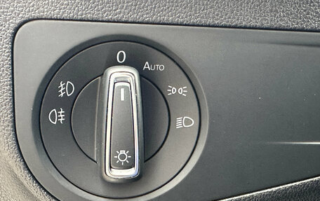 Volkswagen Tiguan II, 2018 год, 2 249 000 рублей, 11 фотография