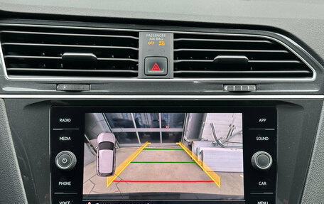 Volkswagen Tiguan II, 2018 год, 2 249 000 рублей, 15 фотография