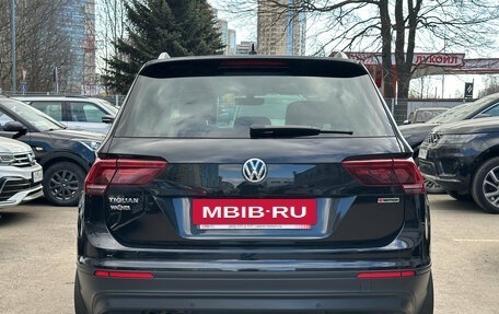 Volkswagen Tiguan II, 2018 год, 2 249 000 рублей, 5 фотография