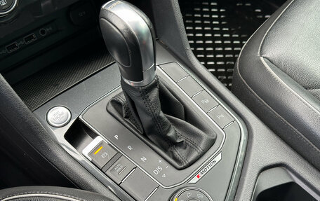 Volkswagen Tiguan II, 2018 год, 2 249 000 рублей, 17 фотография