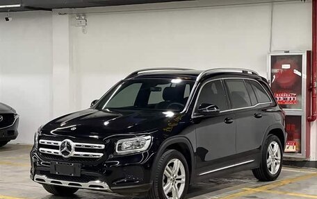 Mercedes-Benz GLB, 2021 год, 2 579 777 рублей, 1 фотография