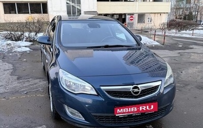 Opel Astra J, 2011 год, 749 000 рублей, 1 фотография