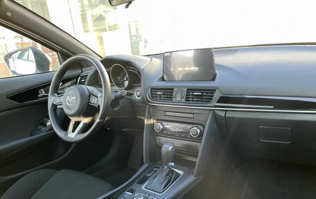 Mazda CX-4, 2022 год, 2 280 000 рублей, 10 фотография