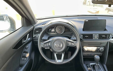 Mazda CX-4, 2022 год, 2 280 000 рублей, 9 фотография