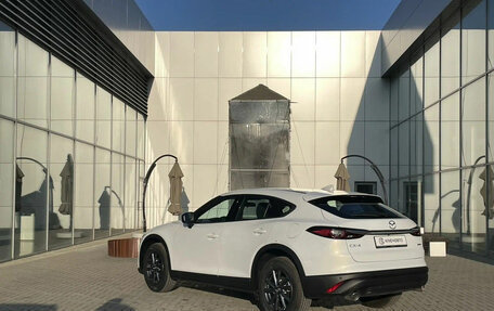 Mazda CX-4, 2022 год, 2 280 000 рублей, 6 фотография