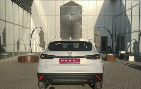 Mazda CX-4, 2022 год, 2 280 000 рублей, 5 фотография