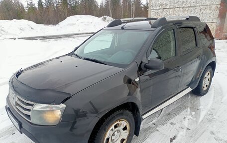 Renault Duster I рестайлинг, 2014 год, 900 000 рублей, 2 фотография
