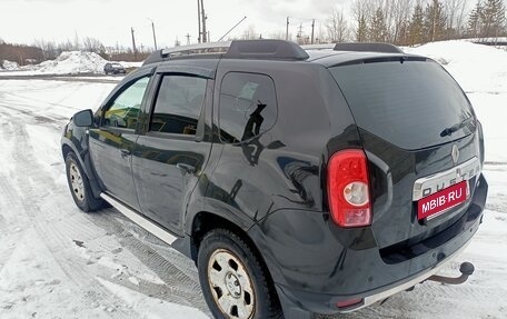 Renault Duster I рестайлинг, 2014 год, 900 000 рублей, 3 фотография