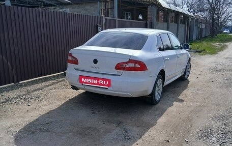 Skoda Superb III рестайлинг, 2012 год, 1 150 000 рублей, 3 фотография