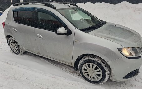 Renault Sandero II рестайлинг, 2015 год, 620 000 рублей, 3 фотография