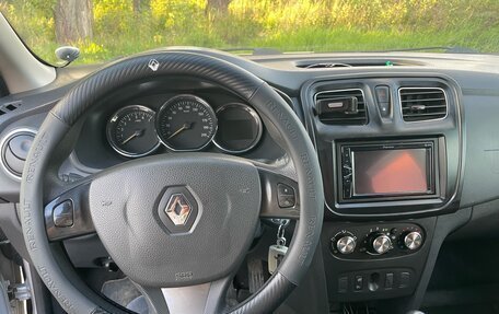 Renault Sandero II рестайлинг, 2015 год, 620 000 рублей, 5 фотография