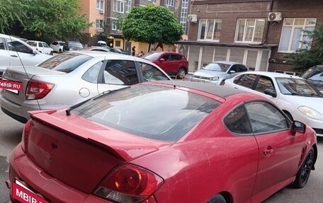 Hyundai Coupe II рестайлинг, 2005 год, 320 000 рублей, 2 фотография
