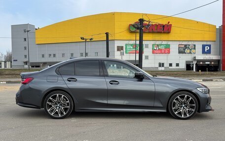 BMW 3 серия, 2019 год, 3 702 000 рублей, 4 фотография