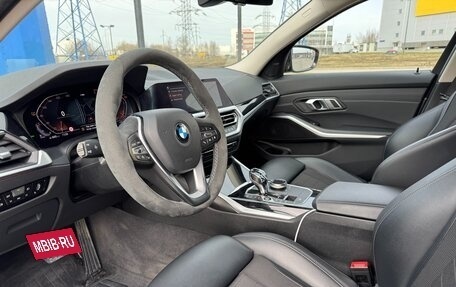 BMW 3 серия, 2019 год, 3 702 000 рублей, 12 фотография