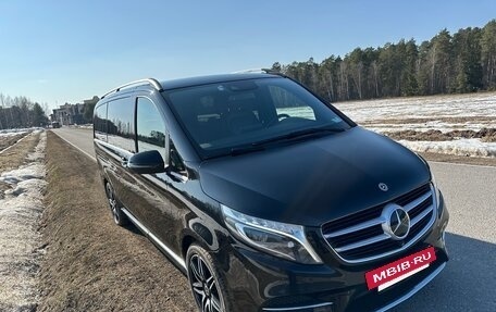 Mercedes-Benz V-Класс, 2018 год, 5 200 000 рублей, 2 фотография
