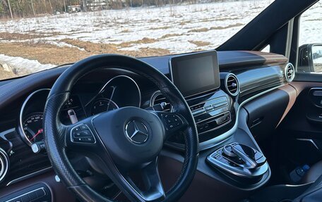 Mercedes-Benz V-Класс, 2018 год, 5 200 000 рублей, 10 фотография