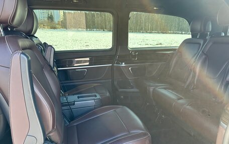 Mercedes-Benz V-Класс, 2018 год, 5 200 000 рублей, 8 фотография