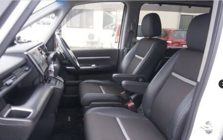 Honda Stepwgn IV, 2021 год, 2 300 000 рублей, 9 фотография