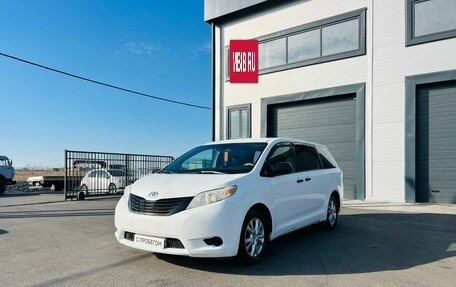 Toyota Sienna III, 2010 год, 2 149 900 рублей, 2 фотография