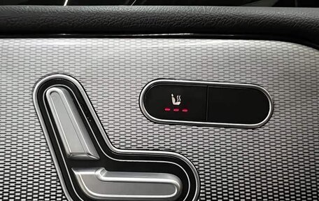 Mercedes-Benz GLB, 2021 год, 2 579 777 рублей, 14 фотография