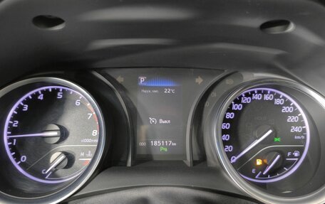 Toyota Camry, 2019 год, 2 200 000 рублей, 8 фотография