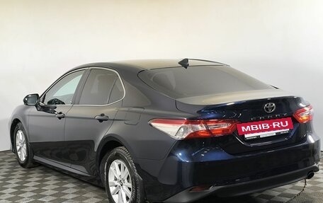 Toyota Camry, 2019 год, 2 200 000 рублей, 6 фотография