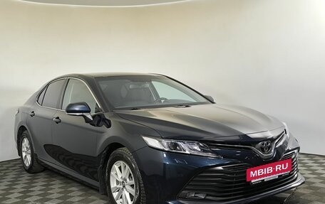 Toyota Camry, 2019 год, 2 200 000 рублей, 3 фотография