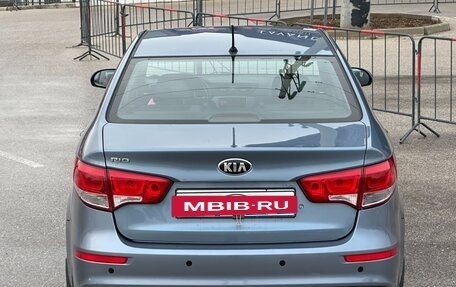KIA Rio III рестайлинг, 2015 год, 1 057 000 рублей, 30 фотография