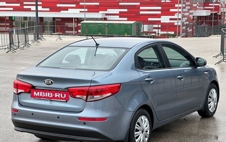 KIA Rio III рестайлинг, 2015 год, 1 057 000 рублей, 32 фотография