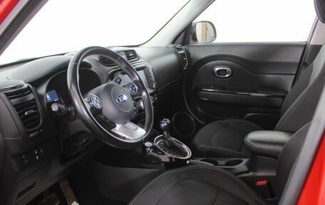 KIA Soul II рестайлинг, 2018 год, 1 800 000 рублей, 10 фотография