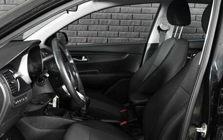 KIA Rio IV, 2021 год, 1 780 000 рублей, 10 фотография