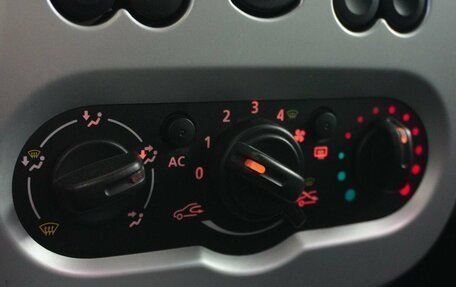 Renault Logan I, 2012 год, 555 000 рублей, 13 фотография