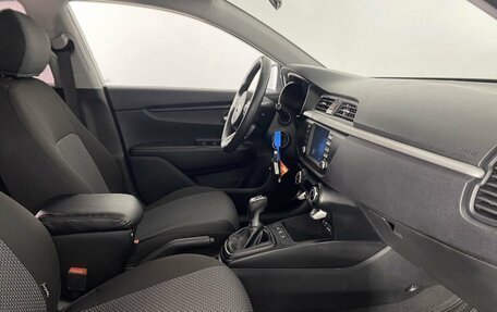 KIA Rio IV, 2018 год, 1 420 000 рублей, 5 фотография