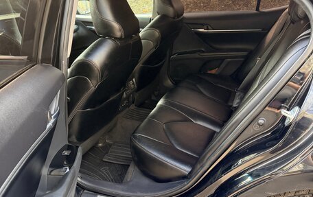 Toyota Camry, 2019 год, 2 000 000 рублей, 6 фотография