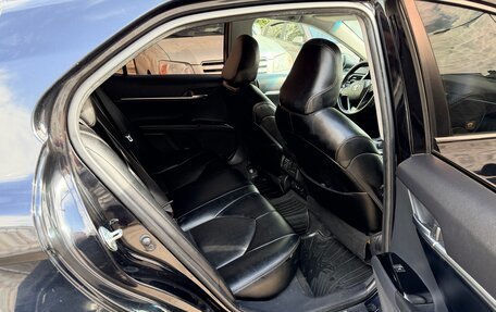 Toyota Camry, 2019 год, 2 000 000 рублей, 5 фотография