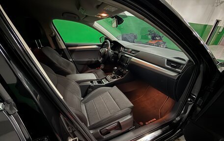 Skoda Superb III рестайлинг, 2015 год, 1 415 000 рублей, 9 фотография