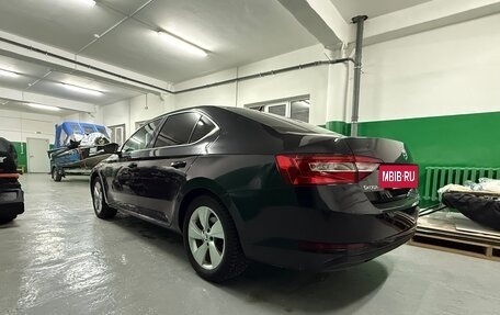 Skoda Superb III рестайлинг, 2015 год, 1 415 000 рублей, 8 фотография